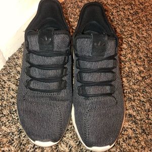 Adidas tubular shoes